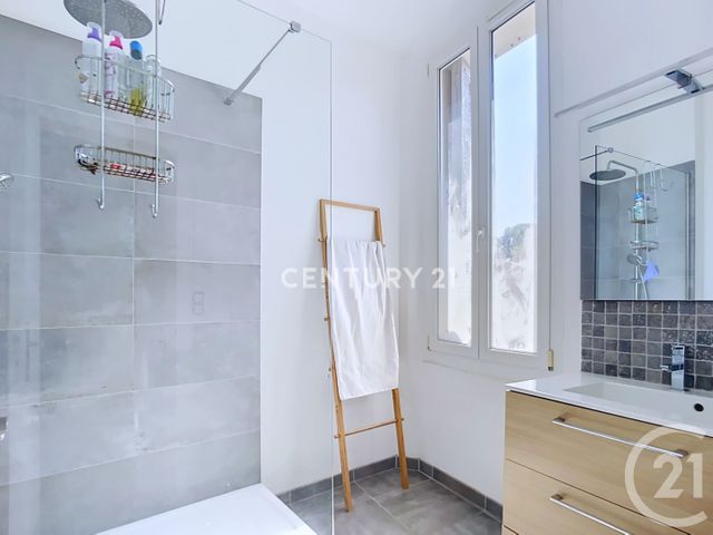 Appartement F3 &agrave; vendre - 3 pi&egrave;ces - 55,30 m2 - Aubagne - 13 - PROVENCE-ALPES-COTE-D-AZUR