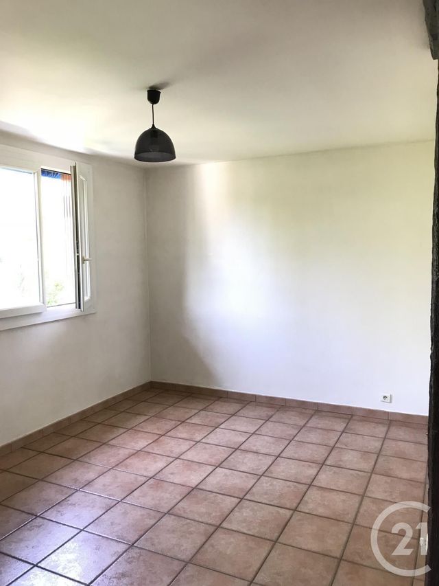 Appartement T2 &agrave; louer - 2 pi&egrave;ces - 44,89 m2 - Marseille - 13011 - PROVENCE-ALPES-COTE-D-AZUR