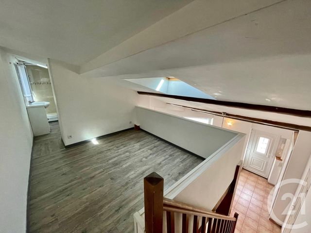 Appartement T2 &agrave; louer - 2 pi&egrave;ces - 39,72 m2 - Roquefort La Bedoule - 13 - PROVENCE-ALPES-COTE-D-AZUR