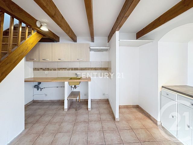 Appartement T2 &agrave; louer - 2 pi&egrave;ces - 39,72 m2 - Roquefort La Bedoule - 13 - PROVENCE-ALPES-COTE-D-AZUR