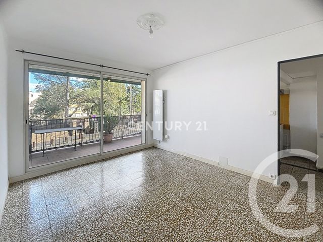 Appartement T2 &agrave; louer - 2 pi&egrave;ces - 40,61 m2 - Aubagne - 13 - PROVENCE-ALPES-COTE-D-AZUR