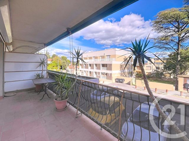 Appartement T2 &agrave; louer - 2 pi&egrave;ces - 40,61 m2 - Aubagne - 13 - PROVENCE-ALPES-COTE-D-AZUR