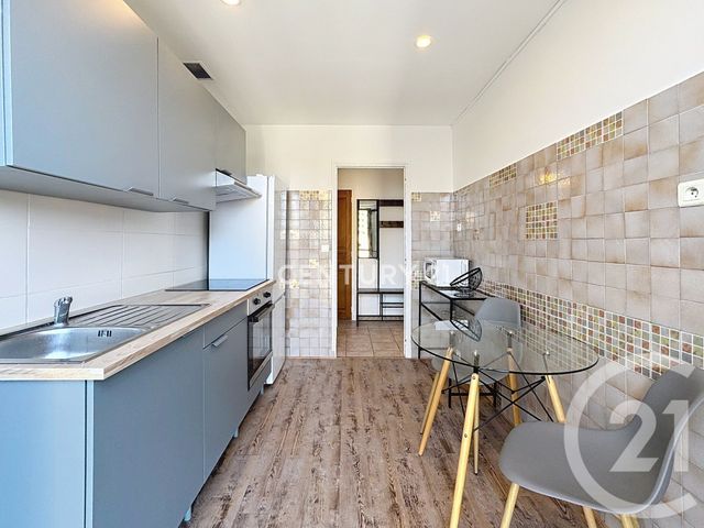 Appartement T3 &agrave; louer - 3 pi&egrave;ces - 70,70 m2 - Aubagne - 13 - PROVENCE-ALPES-COTE-D-AZUR