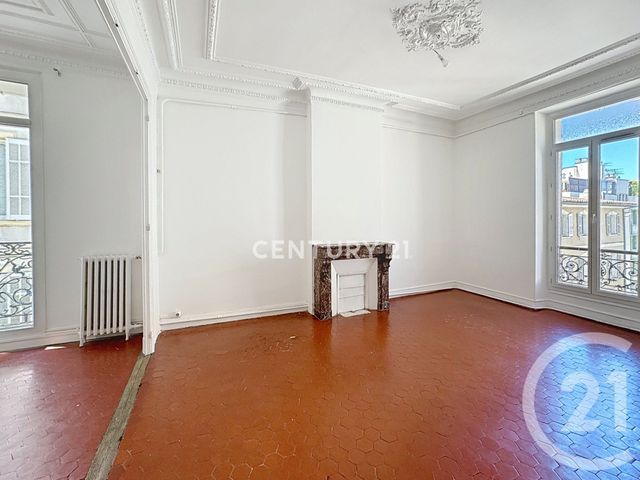 Appartement T4 &agrave; louer - 4 pi&egrave;ces - 110,51 m2 - Marseille - 13007 - PROVENCE-ALPES-COTE-D-AZUR