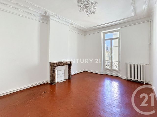 Appartement T4 &agrave; louer - 4 pi&egrave;ces - 110,51 m2 - Marseille - 13007 - PROVENCE-ALPES-COTE-D-AZUR