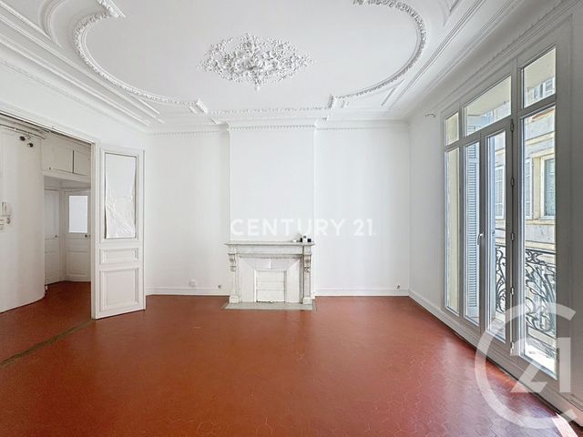 Appartement T4 &agrave; louer - 4 pi&egrave;ces - 110,51 m2 - Marseille - 13007 - PROVENCE-ALPES-COTE-D-AZUR