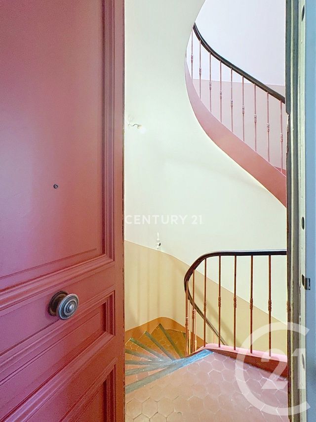 Appartement T4 &agrave; louer - 4 pi&egrave;ces - 110,51 m2 - Marseille - 13007 - PROVENCE-ALPES-COTE-D-AZUR