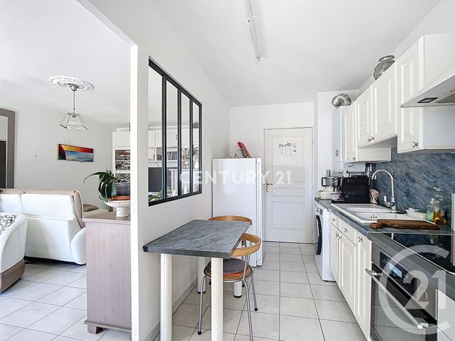 Appartement F3 &agrave; vendre - 3 pi&egrave;ces - 66,28 m2 - Aubagne - 13 - PROVENCE-ALPES-COTE-D-AZUR