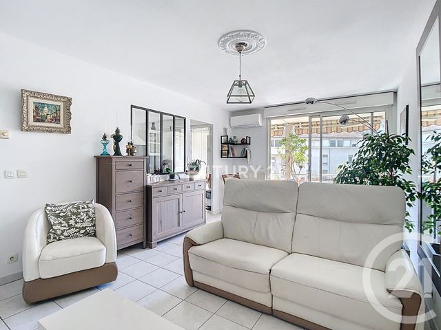 Appartement F3 &agrave; vendre - 3 pi&egrave;ces - 66,28 m2 - Aubagne - 13 - PROVENCE-ALPES-COTE-D-AZUR
