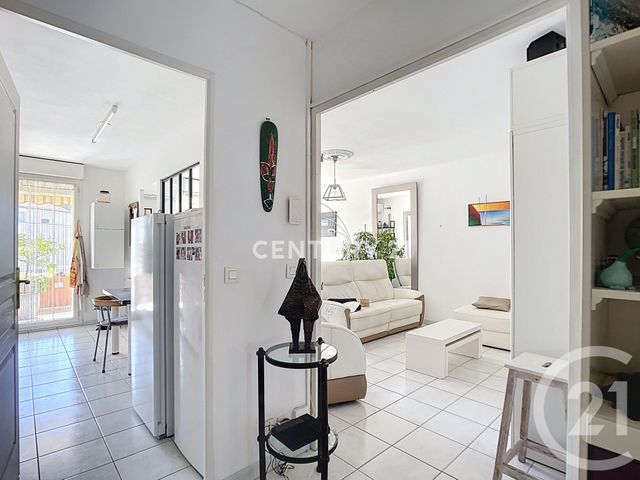 Appartement F3 &agrave; vendre - 3 pi&egrave;ces - 66,28 m2 - Aubagne - 13 - PROVENCE-ALPES-COTE-D-AZUR