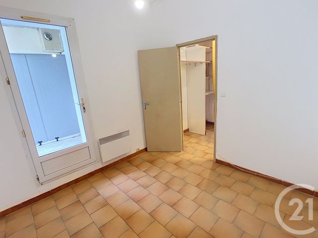 Appartement T1 &agrave; louer - 2 pi&egrave;ces - 23,52 m2 - Aubagne - 13 - PROVENCE-ALPES-COTE-D-AZUR