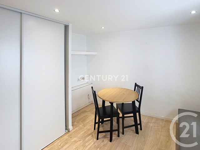 Appartement Studio &agrave; louer - 1 pi&egrave;ce - 20,78 m2 - Marseille - 13011 - PROVENCE-ALPES-COTE-D-AZUR
