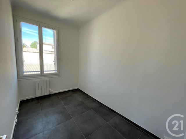 Appartement T3 &agrave; louer - 3 pi&egrave;ces - 52,38 m2 - Aubagne - 13 - PROVENCE-ALPES-COTE-D-AZUR