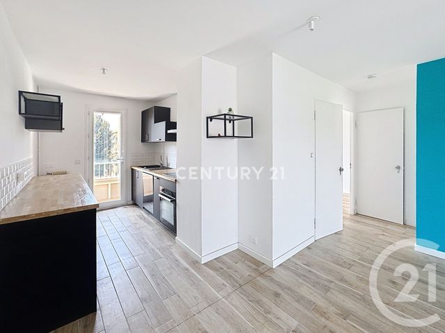 Appartement T3 &agrave; louer - 3 pi&egrave;ces - 59,27 m2 - Aubagne - 13 - PROVENCE-ALPES-COTE-D-AZUR