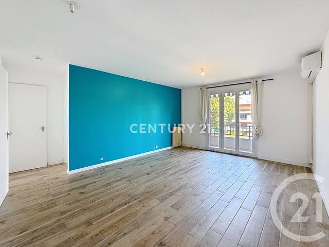 Appartement T3 &agrave; louer - 3 pi&egrave;ces - 59,27 m2 - Aubagne - 13 - PROVENCE-ALPES-COTE-D-AZUR