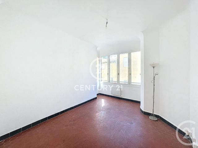 Appartement T3 &agrave; louer - 2 pi&egrave;ces - 51,43 m2 - Aubagne - 13 - PROVENCE-ALPES-COTE-D-AZUR