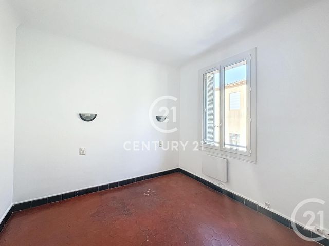 Appartement T3 &agrave; louer - 2 pi&egrave;ces - 51,43 m2 - Aubagne - 13 - PROVENCE-ALPES-COTE-D-AZUR