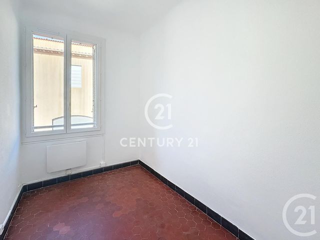 Appartement T3 &agrave; louer - 2 pi&egrave;ces - 51,43 m2 - Aubagne - 13 - PROVENCE-ALPES-COTE-D-AZUR