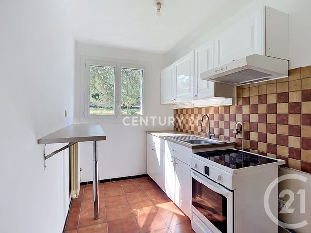 Appartement F2 &agrave; vendre - 2 pi&egrave;ces - 32 m2 - Aubagne - 13 - PROVENCE-ALPES-COTE-D-AZUR