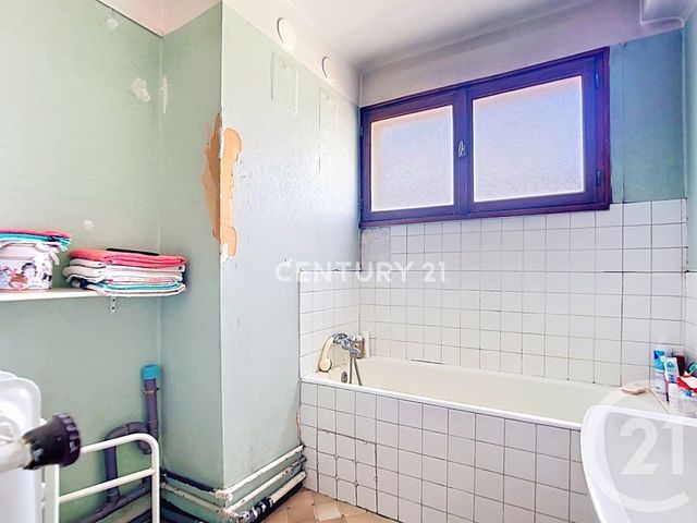 Appartement F3 &agrave; vendre - 3 pi&egrave;ces - 59,96 m2 - Aubagne - 13 - PROVENCE-ALPES-COTE-D-AZUR