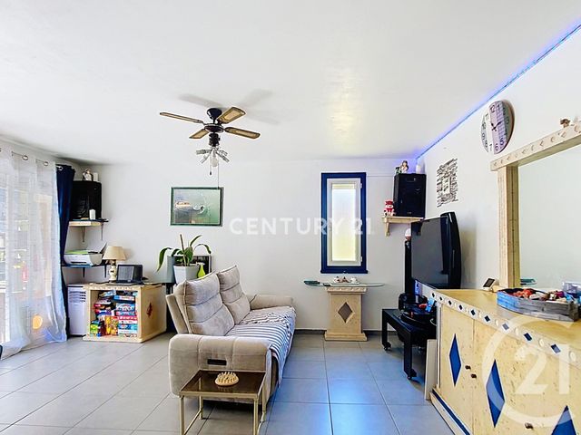 Appartement F4 &agrave; vendre - 4 pi&egrave;ces - 75,05 m2 - Aubagne - 13 - PROVENCE-ALPES-COTE-D-AZUR