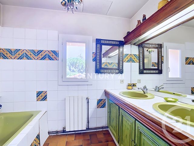 Maison &agrave; vendre - 5 pi&egrave;ces - 174,33 m2 - Aubagne - 13 - PROVENCE-ALPES-COTE-D-AZUR