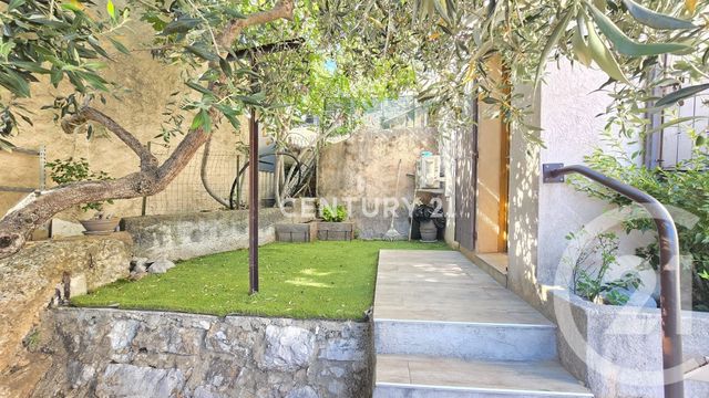 Maison &agrave; vendre - 4 pi&egrave;ces - 85,65 m2 - Cuges Les Pins - 13 - PROVENCE-ALPES-COTE-D-AZUR