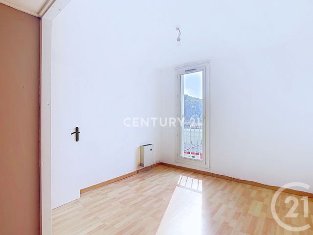 Appartement F3 &agrave; vendre - 3 pi&egrave;ces - 66,50 m2 - Aubagne - 13 - PROVENCE-ALPES-COTE-D-AZUR