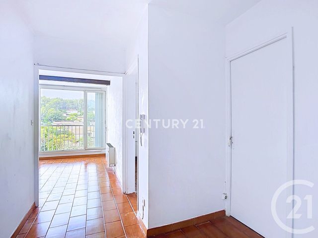 Appartement F3 &agrave; vendre - 3 pi&egrave;ces - 66,50 m2 - Aubagne - 13 - PROVENCE-ALPES-COTE-D-AZUR