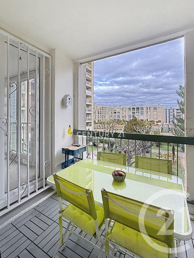 Appartement T3 &agrave; louer - 3 pi&egrave;ces - 65,65 m2 - Aubagne - 13 - PROVENCE-ALPES-COTE-D-AZUR