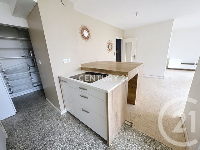 Appartement T3 &agrave; louer - 3 pi&egrave;ces - 65,65 m2 - Aubagne - 13 - PROVENCE-ALPES-COTE-D-AZUR
