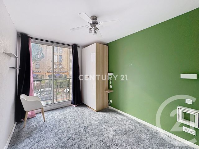 Appartement T3 &agrave; louer - 3 pi&egrave;ces - 65,65 m2 - Aubagne - 13 - PROVENCE-ALPES-COTE-D-AZUR