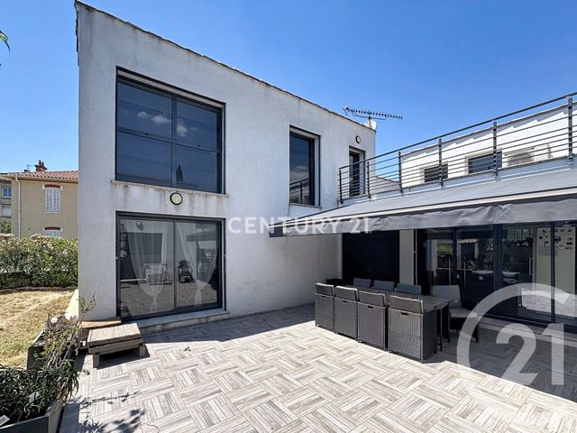 Maison &agrave; louer - 4 pi&egrave;ces - 164,74 m2 - Marseille - 13012 - PROVENCE-ALPES-COTE-D-AZUR