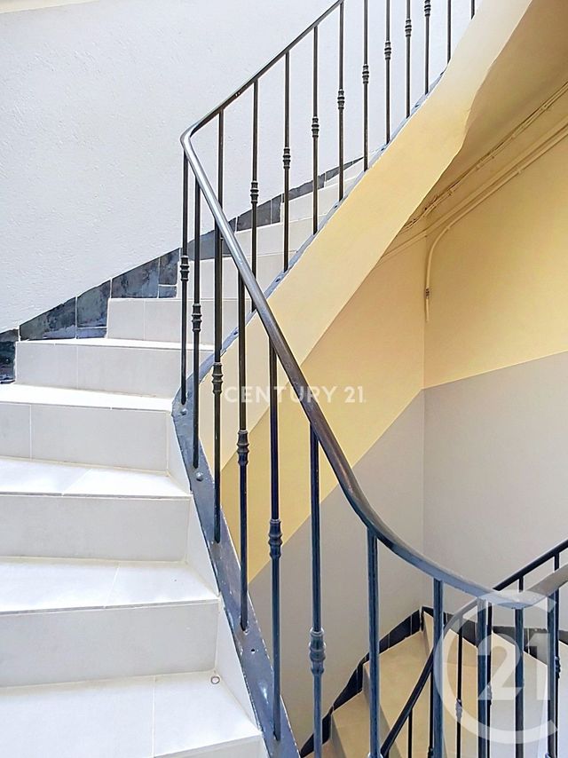 Appartement T2 &agrave; vendre - 2 pi&egrave;ces - 37,60 m2 - Aubagne - 13 - PROVENCE-ALPES-COTE-D-AZUR