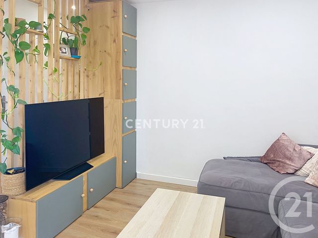 Appartement T3 &agrave; louer - 3 pi&egrave;ces - 63,53 m2 - Aubagne - 13 - PROVENCE-ALPES-COTE-D-AZUR