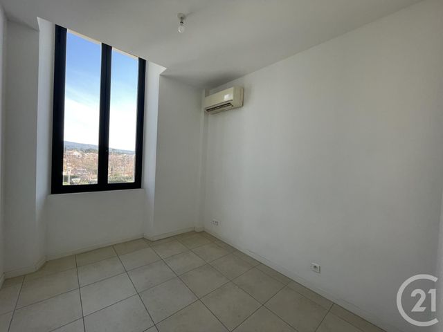 Appartement T3 &agrave; louer - 3 pi&egrave;ces - 48,29 m2 - La Ciotat - 13 - PROVENCE-ALPES-COTE-D-AZUR