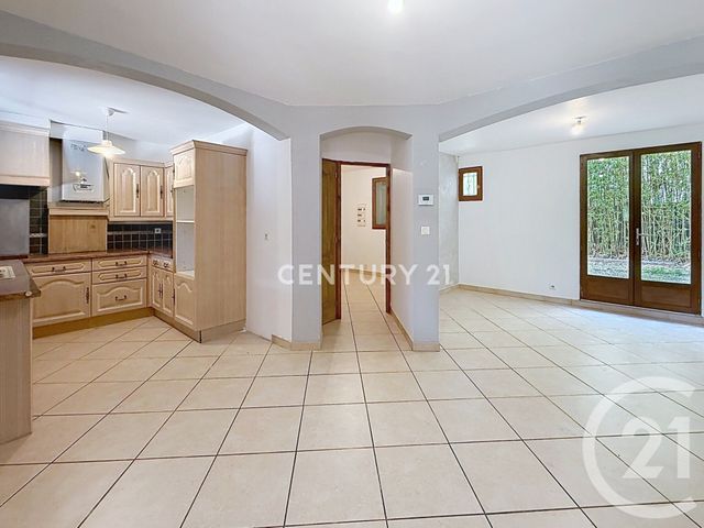 Maison &agrave; louer - 5 pi&egrave;ces - 122,65 m2 - Aubagne - 13 - PROVENCE-ALPES-COTE-D-AZUR