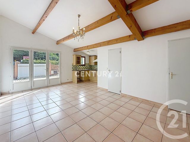Maison &agrave; louer - 5 pi&egrave;ces - 122,65 m2 - Aubagne - 13 - PROVENCE-ALPES-COTE-D-AZUR