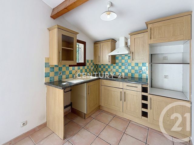 Maison &agrave; louer - 5 pi&egrave;ces - 122,65 m2 - Aubagne - 13 - PROVENCE-ALPES-COTE-D-AZUR