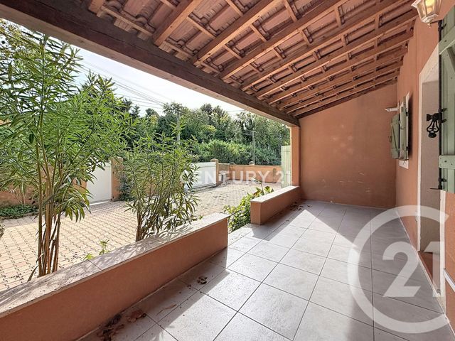 Maison &agrave; louer - 5 pi&egrave;ces - 122,65 m2 - Aubagne - 13 - PROVENCE-ALPES-COTE-D-AZUR