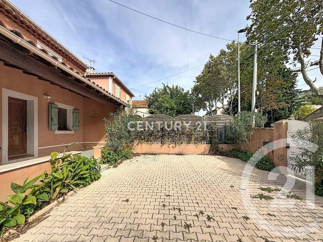 Maison &agrave; louer - 5 pi&egrave;ces - 122,65 m2 - Aubagne - 13 - PROVENCE-ALPES-COTE-D-AZUR