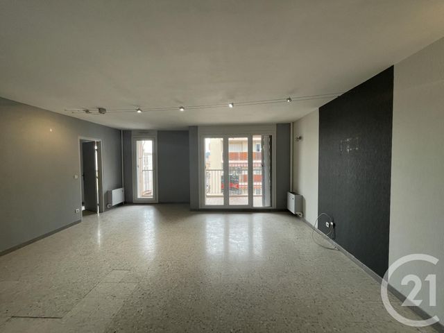 Appartement T5 &agrave; louer - 4 pi&egrave;ces - 97,78 m2 - Aubagne - 13 - PROVENCE-ALPES-COTE-D-AZUR