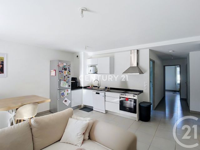 Appartement T3 &agrave; louer - 3 pi&egrave;ces - 68,95 m2 - Peypin - 13 - PROVENCE-ALPES-COTE-D-AZUR