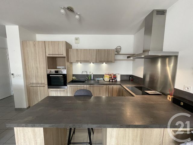 Appartement T3 &agrave; louer - 3 pi&egrave;ces - 64,96 m2 - Aubagne - 13 - PROVENCE-ALPES-COTE-D-AZUR