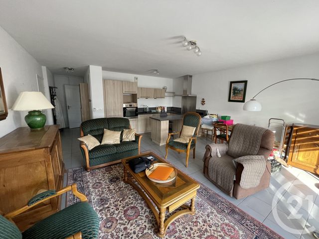 Appartement T3 &agrave; louer - 3 pi&egrave;ces - 64,96 m2 - Aubagne - 13 - PROVENCE-ALPES-COTE-D-AZUR