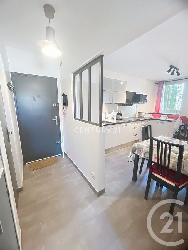 Appartement T2 &agrave; louer - 2 pi&egrave;ces - 37,47 m2 - Aubagne - 13 - PROVENCE-ALPES-COTE-D-AZUR