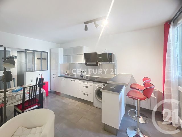 Appartement T2 &agrave; louer - 2 pi&egrave;ces - 37,47 m2 - Aubagne - 13 - PROVENCE-ALPES-COTE-D-AZUR