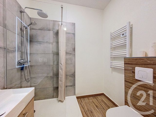 Appartement F5 &agrave; louer - 5 pi&egrave;ces - 78,26 m2 - Cholet - 49 - PAYS-DE-LOIRE