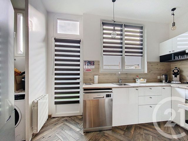 Appartement F5 &agrave; louer - 5 pi&egrave;ces - 78,26 m2 - Cholet - 49 - PAYS-DE-LOIRE