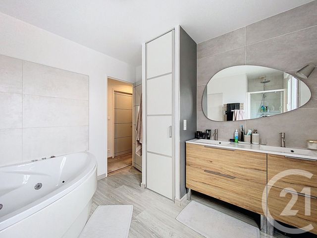 Maison &agrave; vendre - 8 pi&egrave;ces - 205,64 m2 - Cholet - 49 - PAYS-DE-LOIRE